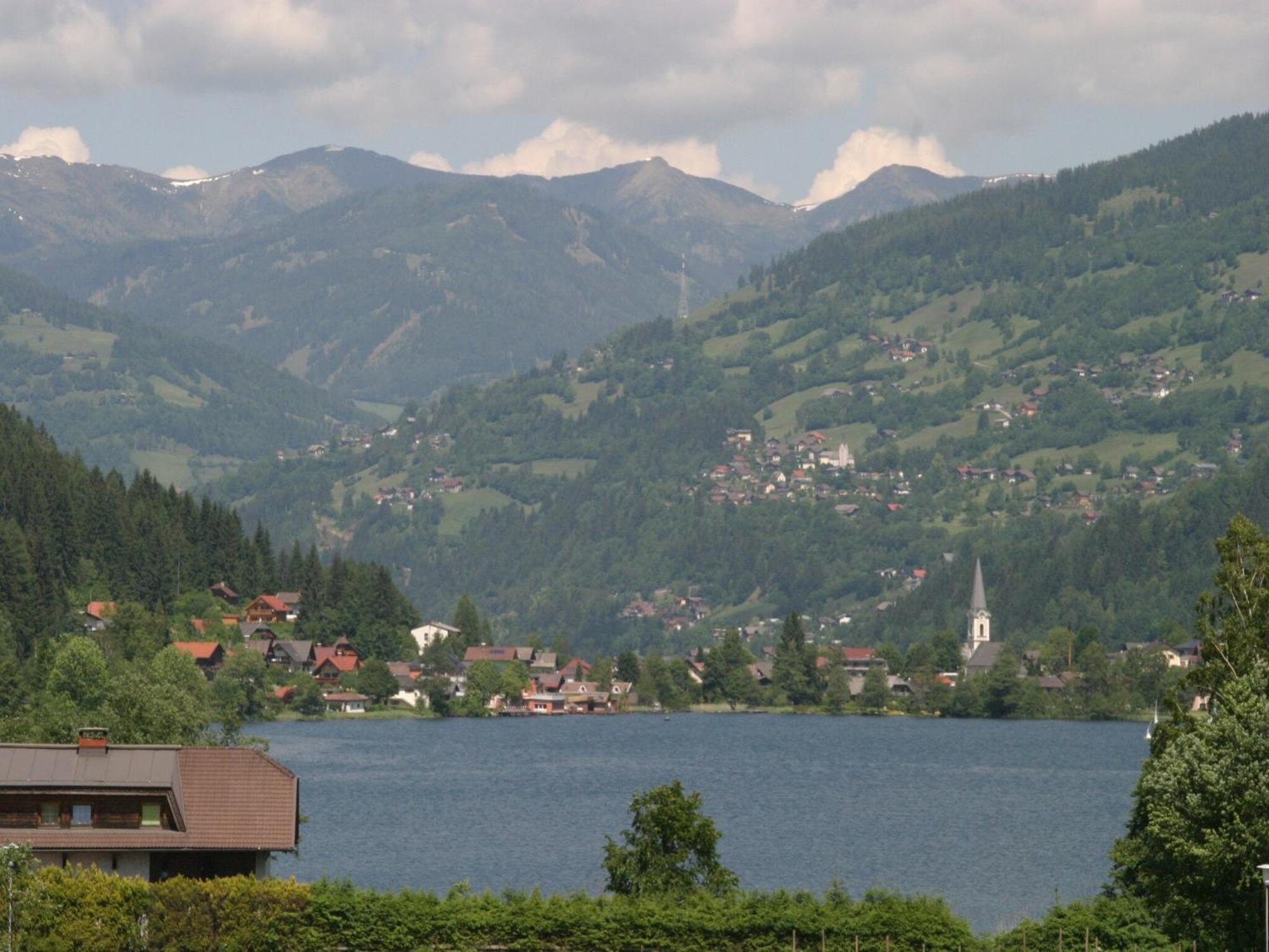 Cozy Apartment In Afritz Am See Near Gerlitzen Ski Area Exterior photo